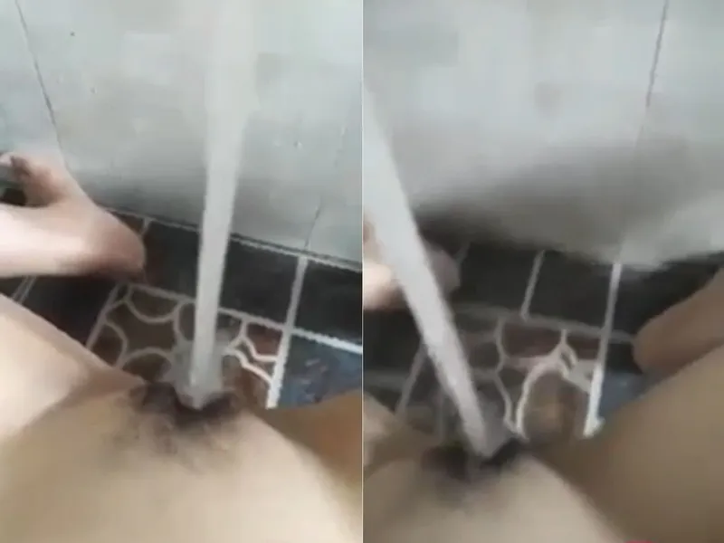 Em gái móc lồn cực mạnh với vòi nước
